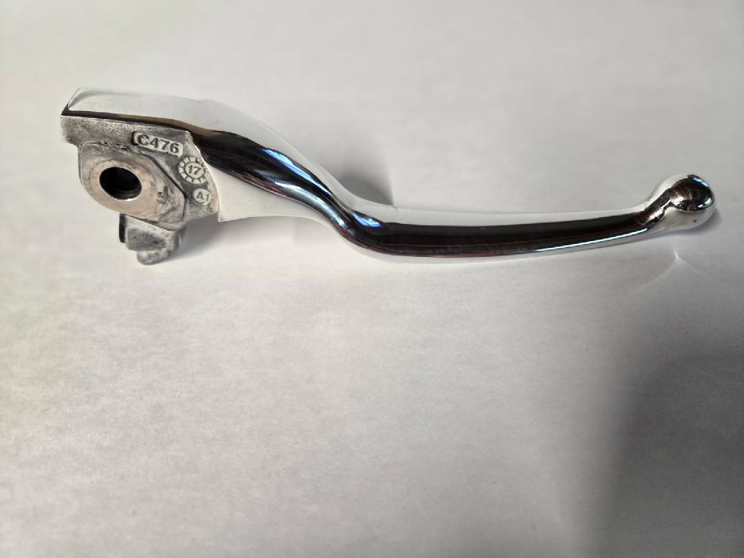2017 - 2018 Trike w/hydraulic clutch SoftBrake reduced reach clutch lever. This product is an Exchange (Note: Only CVO's come stock with Chrome Levers)